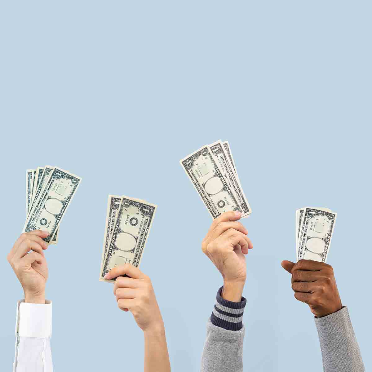 People with Money in Best Service For the Lowest Price subheading